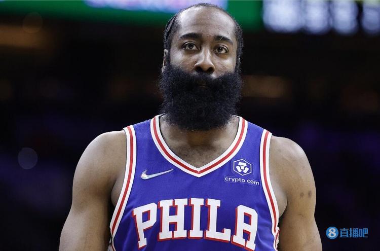 布冯：从未见过球迷从55分钟开始嘘国家队，这没有任何建设性（布冯：球迷从第55分钟就开始嘘国家队？前所未见，毫无建设性）