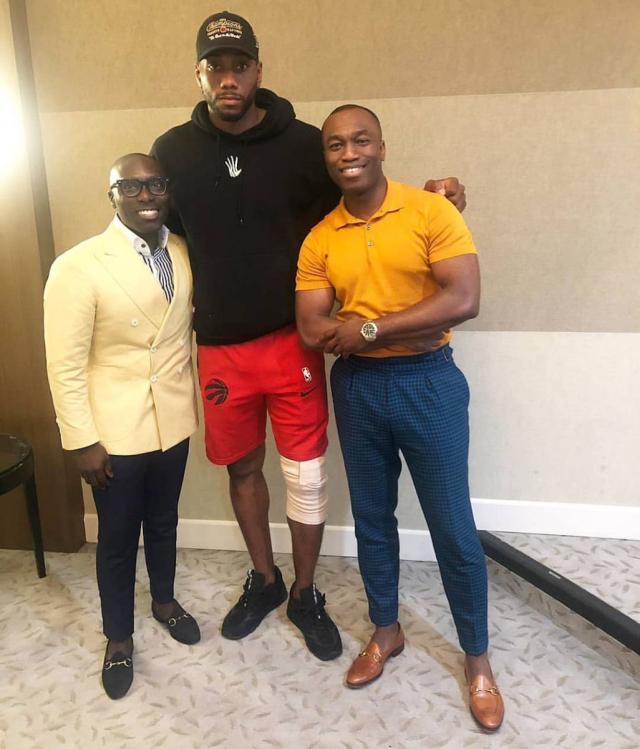 解说员：当年内维尔和我一起解说，托雷斯进球时他发出了怪声（解说员回忆：与内维尔同台时，托雷斯破门他突然发出怪叫）