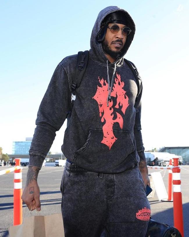 篮球火箭主力球员赛后接受采访（火箭队核心球员赛后接受媒体采访）