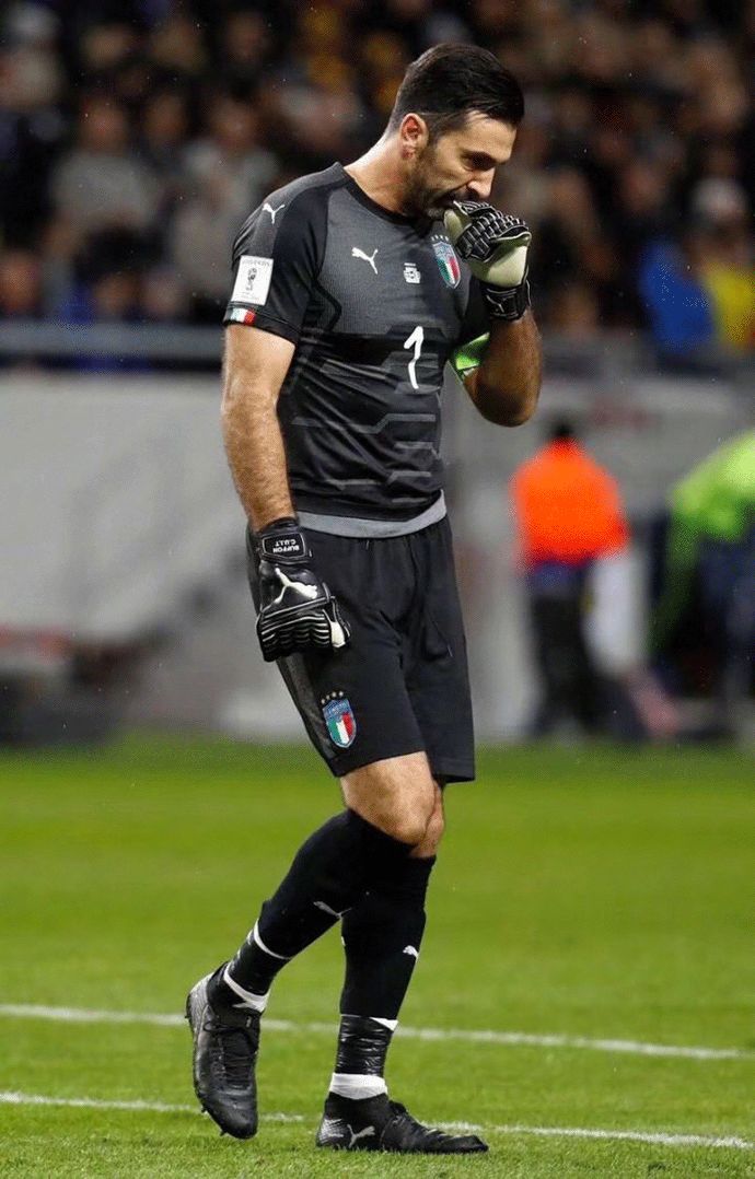 新一轮的欧冠势力版图更新：本轮阿森纳击败拜仁慕尼...（欧冠格局再洗牌：阿森纳击败拜仁慕尼黑，势力版图生变）